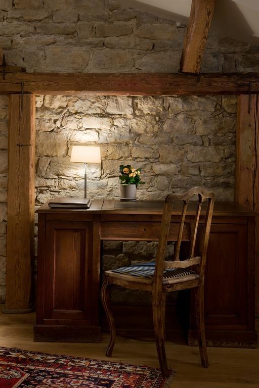 Paedaste Manor Pokoj fotografie