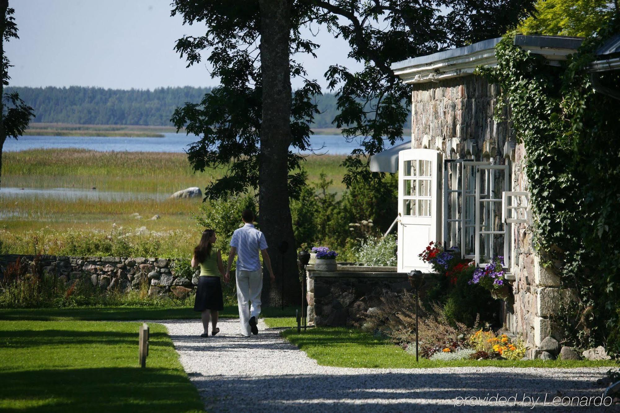 Paedaste Manor Exteriér fotografie